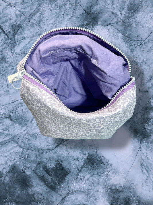 Hair tools pouch
